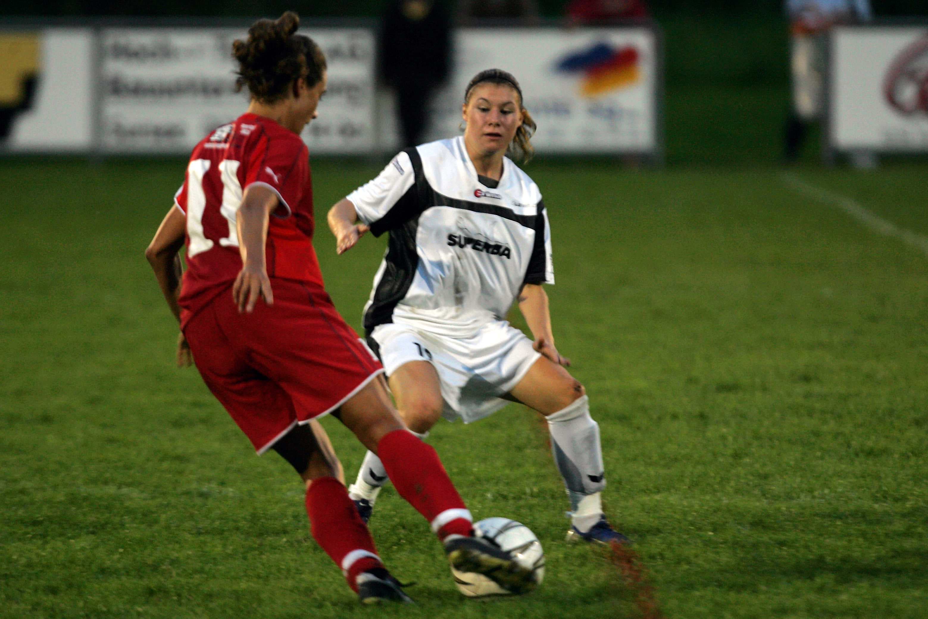 2006 wechselte sie zum amtierenden Meister SC LUwin.ch Luzern. 
