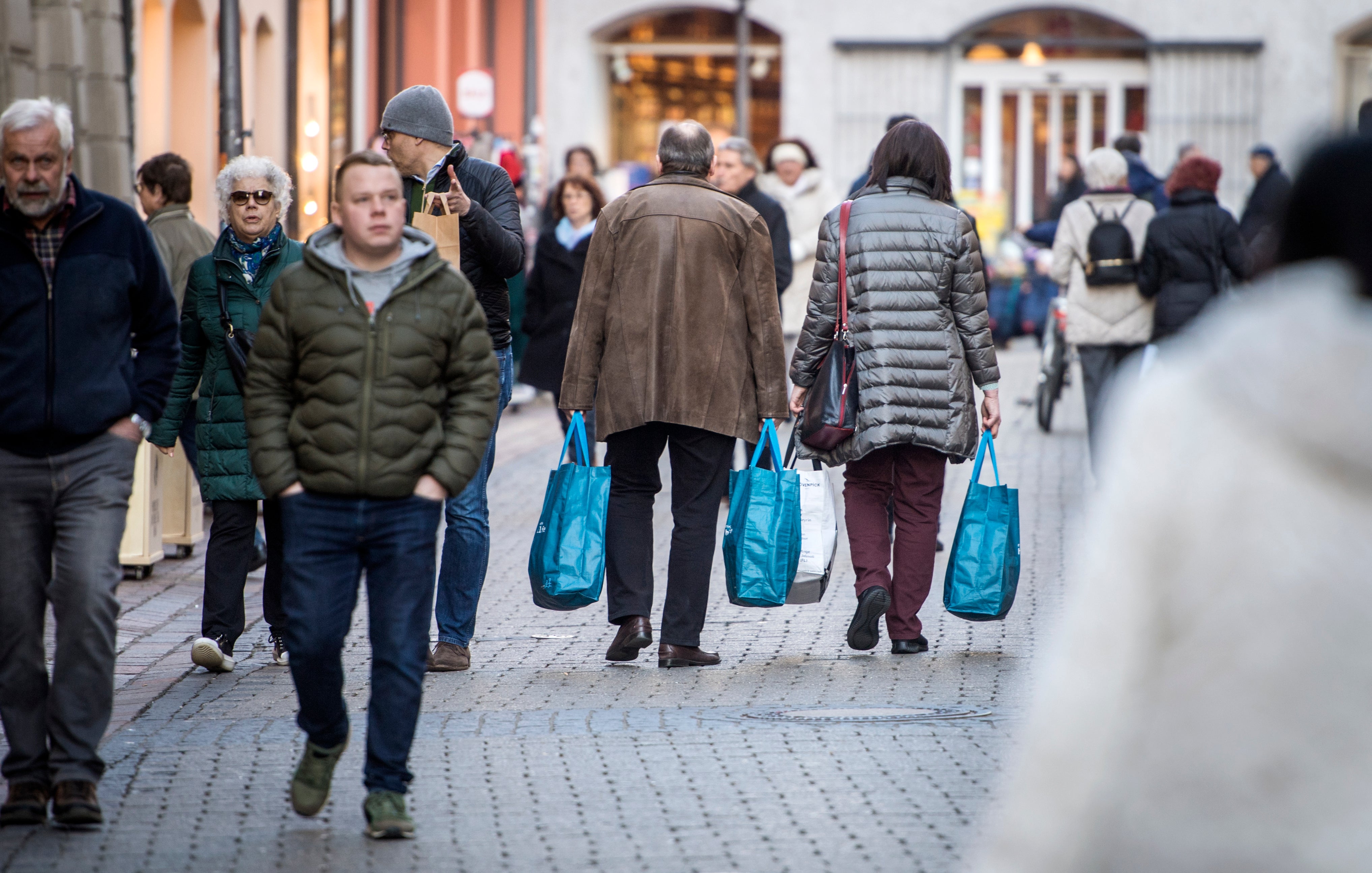 Massnahmen Gegen Einkaufstourismus: Die St.Galler Nationalrätinnen ...