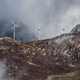 Themenbild Strom: Windpark Gütsch, oberhalb von Andermatt. Das Bild entstand am Mittwoch, 2. Oktober 2019.Bild: (Pius Amrein / LZ)Strom, Windpark, Windrad, Windgenerator, erneuerbare Energie, Stromproduktion, Elektrizität (Pius Amrein  (lz) / Luzerner Zeitung)