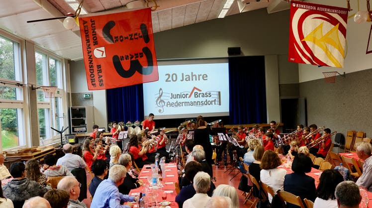 Am vergangenen Wochenende fand das Jubiläumskonzert der Junior Brass in Aedermannsdorf statt. 