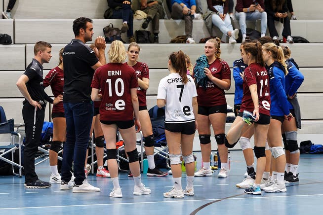 Im Spiel gegen Köniz verloren die Volleyballerinnen von Kanti Baden trotz zwei Sätzen Vorsprung. 