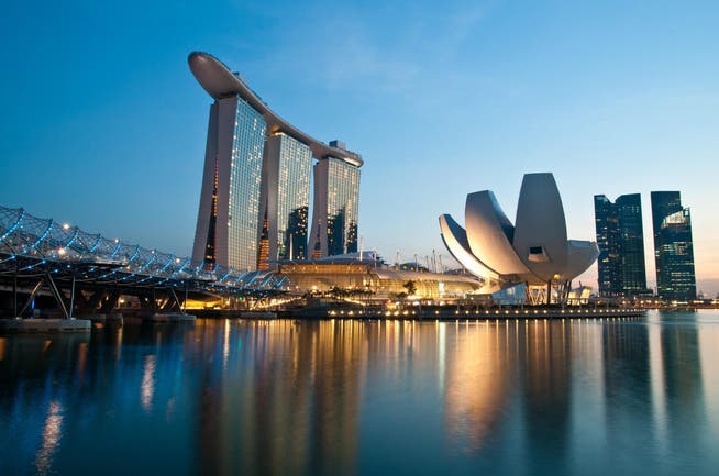 Der asiatische Stadtstaat Singapur hat mit mehreren Ländern Abkommen geschlossen, um Flüge mit nur geimpften Passagieren am Bord organisieren zu können. Vor der Pandemie führte auch die Swiss regelmässig Passagierflüge ins Land durch. 