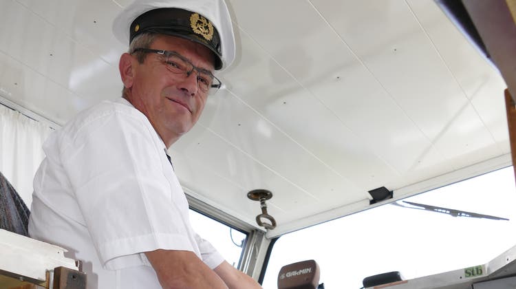 Marcus van Nijenhof ist der Kapitän des Fahrgastschiffes Löwe von Laufenburg. (Martin Köpfer)