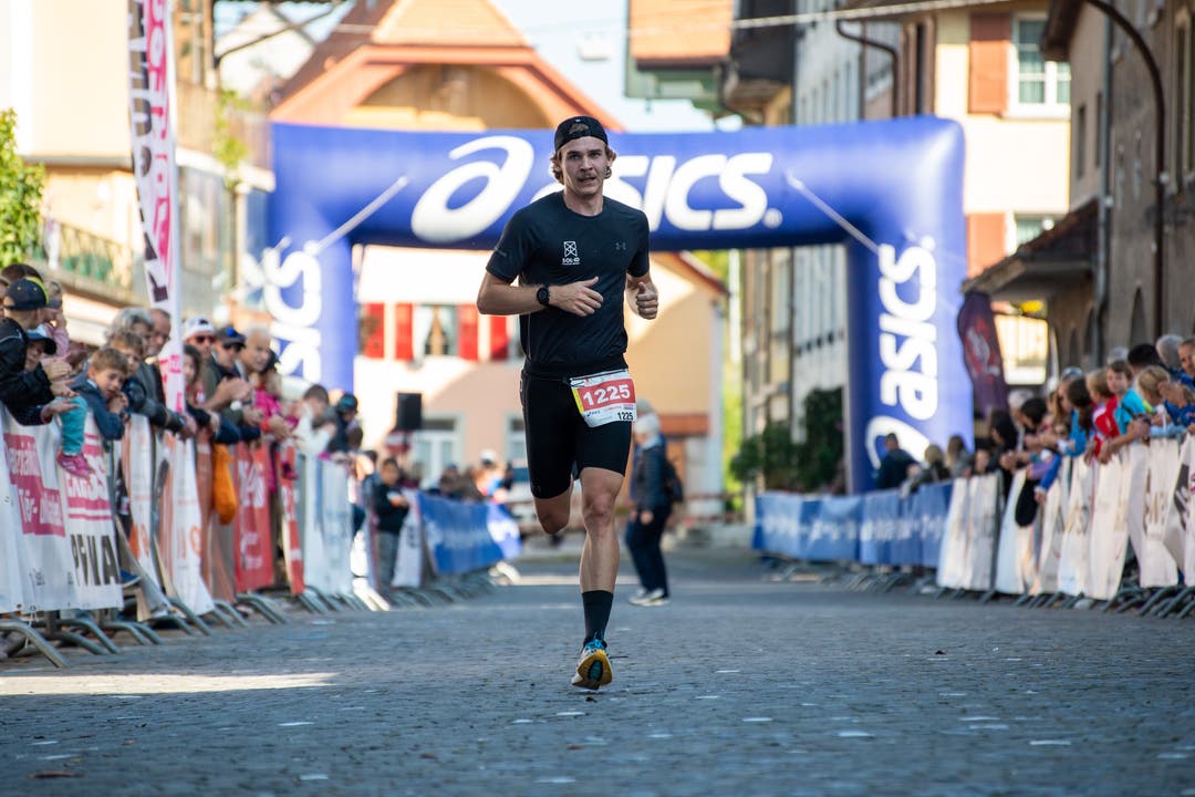 Timon Schmid Rang 4 bei den Männern am Bürenlauf 2021 (11.5 km)