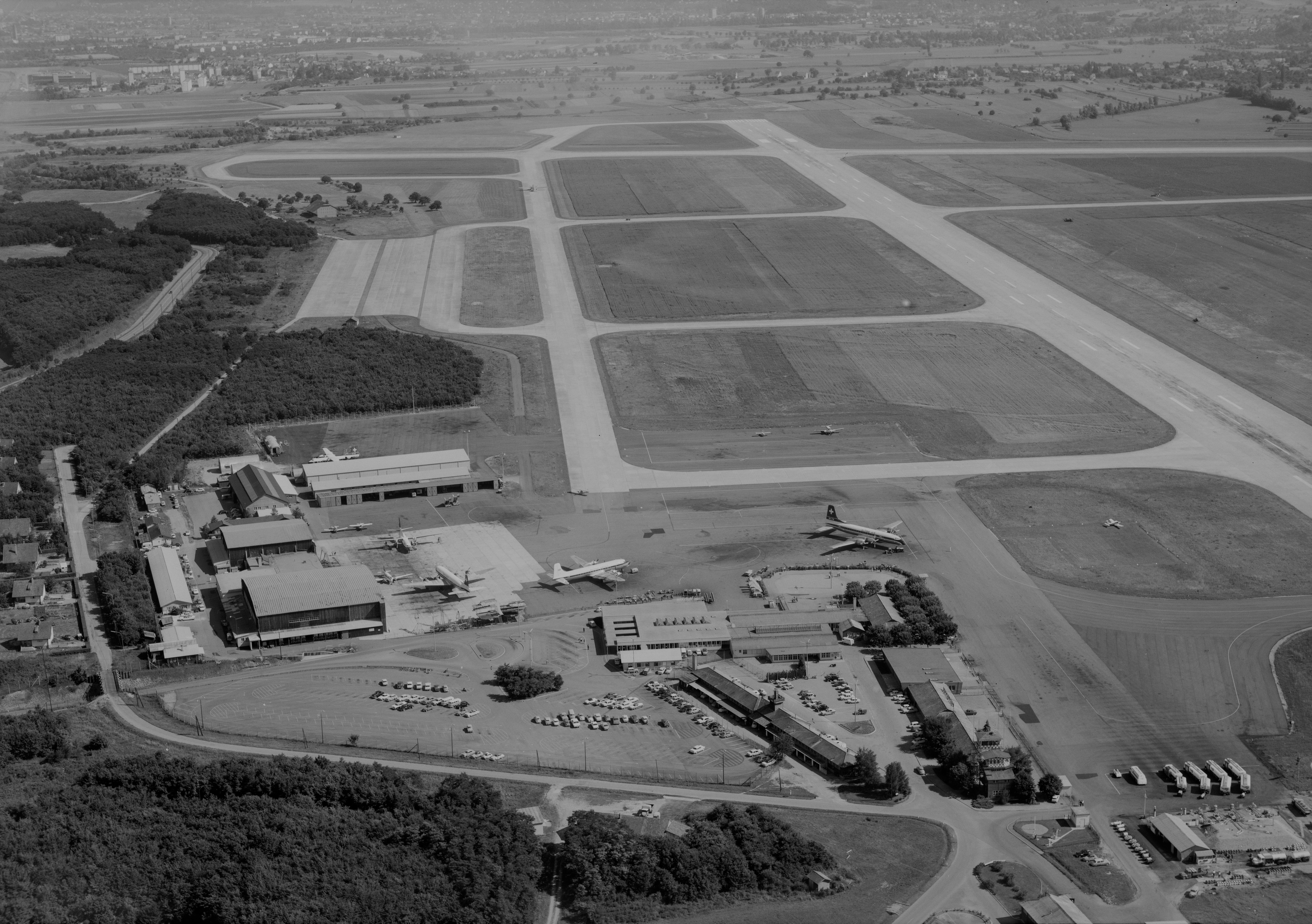 Der Flughafen Basel-Mulhouse anno 1964