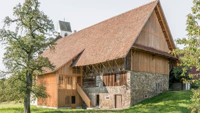 Das ehemalige Sigristenhaus wurde zum neuen Künstlerhaus von Boswil. Die alten Mauern des ehemaligen Bauernhauses, das um 1700 errichtet worden ist, bleiben erhalten. (zvg)