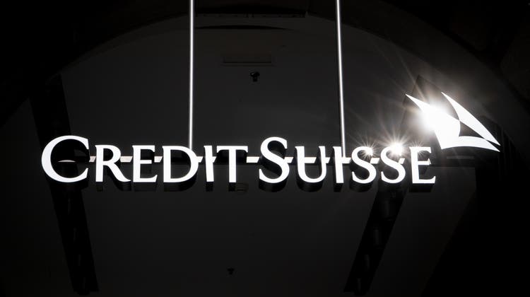 Viel Schatten wenig Licht bei der Credit Suisse. (Keystone)