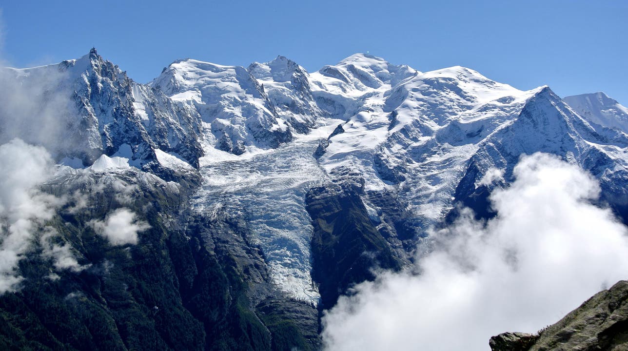 Die Tour du Mont Blanc dreht sich im wahrsten Sinne des Wortes um den höchsten Berg der Alpen.
