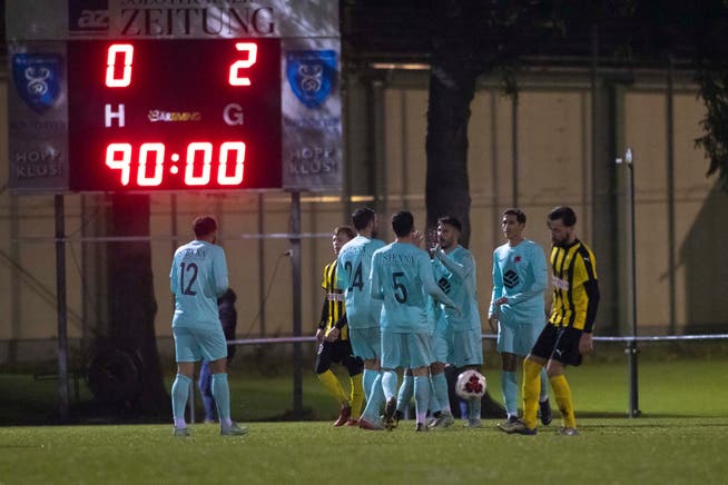 Die Entscheidung in der Nachspielzeit: Der FC Iliria bejubelt den Treffer zum 2:0 von Dardan Llugaliu und den Gewinn des Herbstmeistertitels.