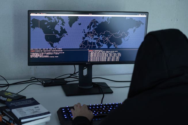 Schlag gegen Cyberkriminelle: Europäische Ermittler haben in der Schweiz und der Ukraine Wohnungen durchsucht. (Symbol)