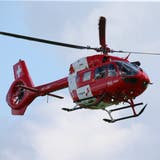 Zwei Rega-Helikopter waren am Sonntagnachmittag im Welschenrohr im Einsatz. (Symbolbild) (Mario Gaccioli)