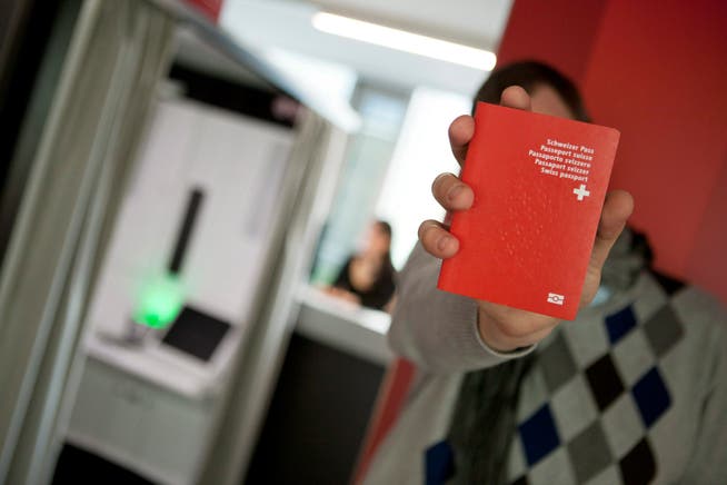 Wer kriegt den Schweizer Pass? Das letzte Wort zum neuen kantonalen Bürgerrechtsgesetz dürfte das ZürcherVolk haben.