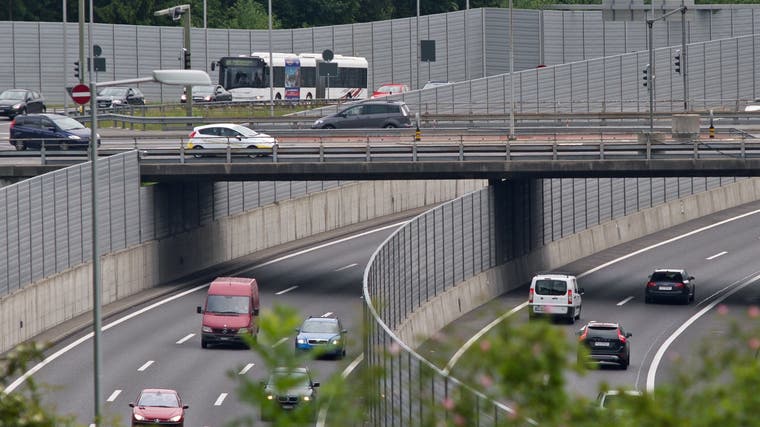 Die Ein- und Ausfahrten Richtung Basel beim Autobahnanschluss Emmen-Nord sollen wieder geöffnet werden. (Bild: Pius Amrein)