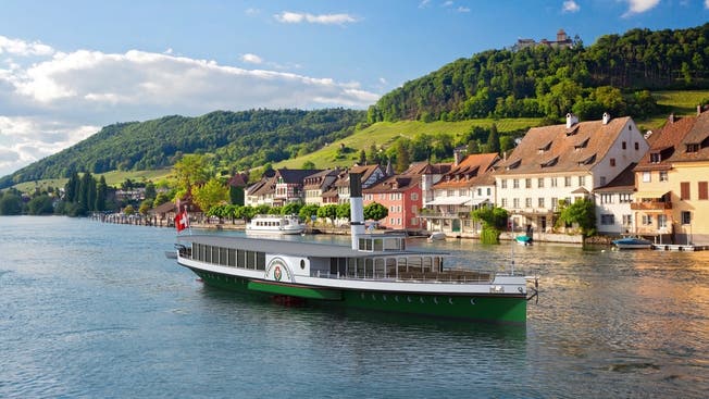 Visualisierung: Das Dampfschiff fährt bei Stein am Rhein.