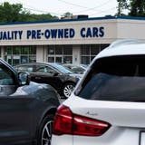 Ein Beispiel für die steigenden Preise: In den USA sind die Preise für Occasionsautos um über 26 Prozent höher als vor einem Jahr. (Jim Watson / AFP)