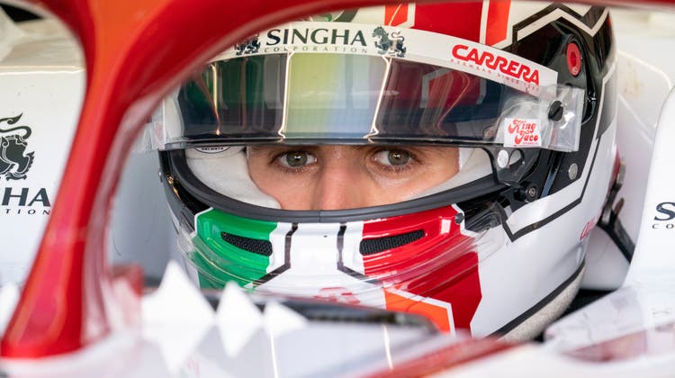 Antonio Giovinazzi muss Ende Saison sein Cockpit beim Schweizer Rennstall räumen. (Keystone)