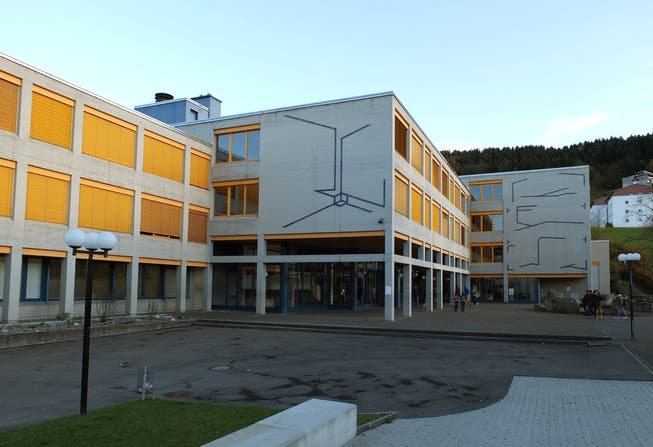 Das Schulhaus Wydenhof.