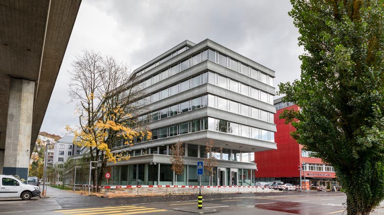 Nach dreijähriger Bauzeit ist der Neubau der Kriminalabteilung der Stadtpolizei Zürich am Mühleweg abgeschlossen. (Sandra Ardizzone)