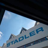 Der Schriftzug von Stadler am Hauptsitz in Bussnang. (Bild: Gian Ehrenzeller/KEY (19. März 2019))