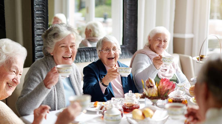 Die Koordinationsstelle Alter Region Brugg sorgt bei älteren Menschen sowie deren Angehörigen für Klarheit in Sachen Altersfragen. (Symbolbild: Getty Images)