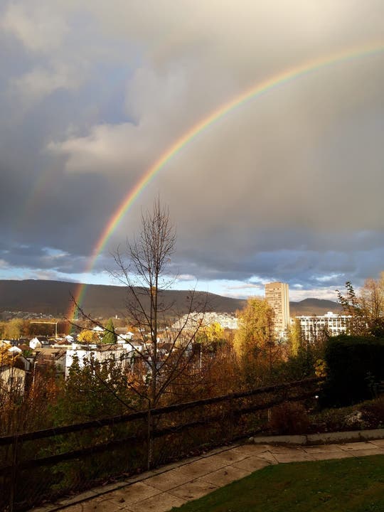 Auch in Aarau in Richtung Telli war der Regenbogen schön zu sehen.