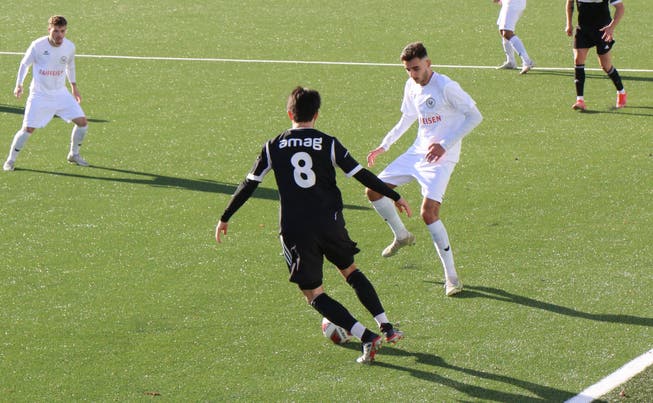 Der FC Wil U20 und Ognjen Stevanovic (rechts) kamen gegen die SV Schaffhausen zu einem ungefährdeten Heimsieg.