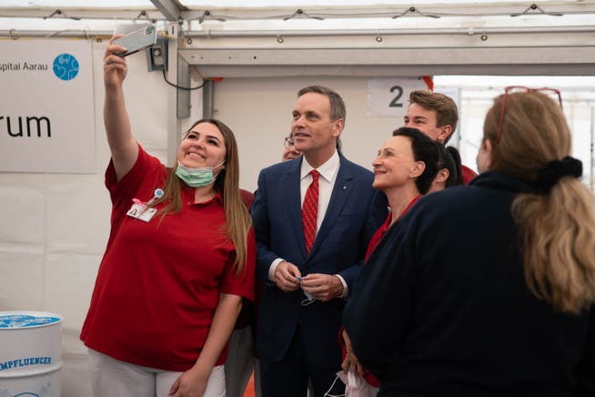 Ein Selfie mit Regierungsrat Jean-Pierre Gallati.