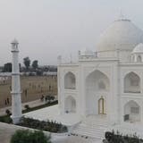 Drei mal kleiner als das Original: Ein Mann aus Indien baut einen Taj Mahal nur für seine Frau