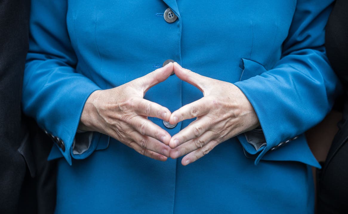 Die Raute: Merkels Handstellung wird in Erinnerung bleiben. Bild von 2015.