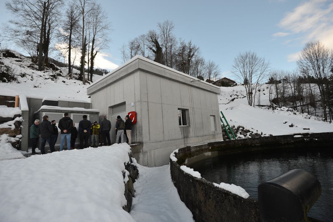 Die Eröffnung des neuen Kleinwasserkraftwerks Napf. 
