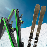 Der Schnee kam dieses Jahr schon früh – bald stellen Prominente und Ski-Enthusiasten wieder ihre avantgardistischen Ski zur Schau. (Bild: Shutterstock)