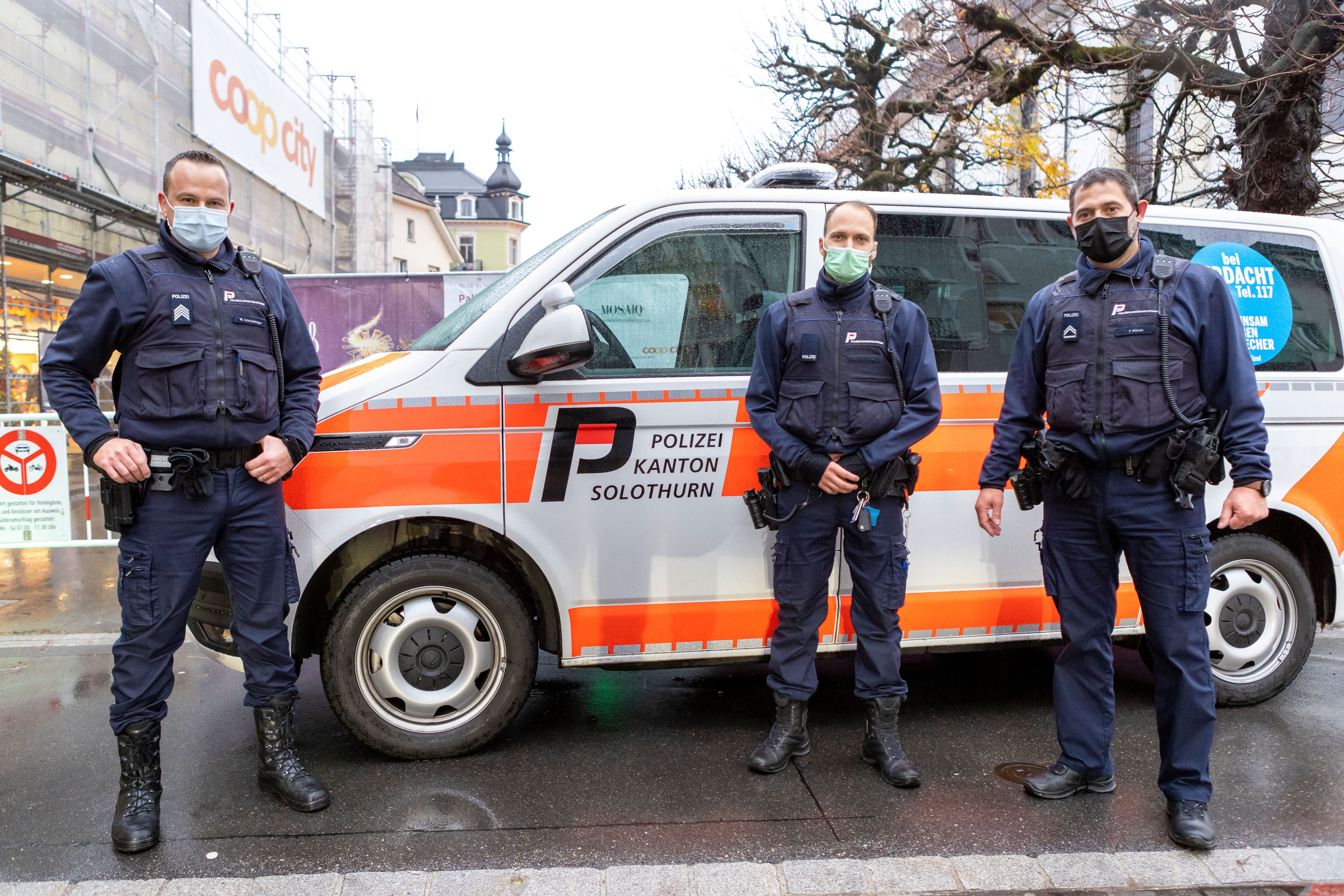 Auf Tour mit der Kantonspolizei in der Innenstadt in Olten. 