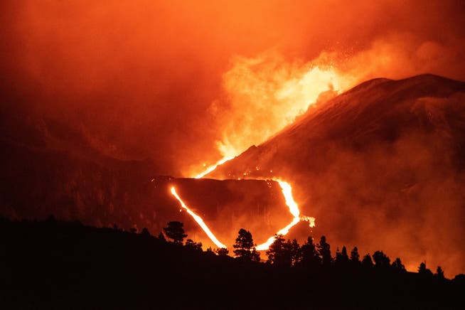 Feuerspektakel am Cumbre Vieja: Der Vulkan auf La Palma spuckte wochenlang glühende Lava, jetzt ist er still - zumindest vorerst.