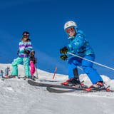 Die Zukunft wird weisen, ob Kinder heuer an Skilagern oder Skitagen dem Wintersport frönen können. (Raphael Huenerfauth)