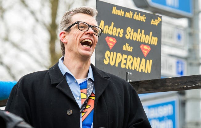 Anders Stokholm als Superman am Fasnachtsumzug 2015 in Frauenfeld.