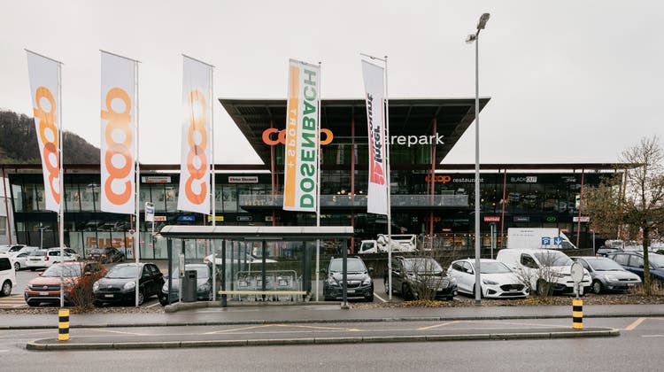 Das Aarepark-Einkaufscenter wächst. Ab kommenden Herbst bietet der Supermarkt über 3000 Quadratmeter Ladenfläche. (Valentin Hehli)