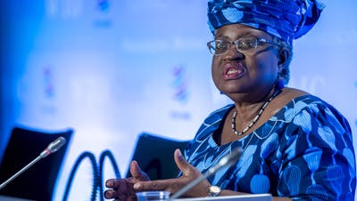 Okonjo-Iweala ist die erste Frau und die erste Vertreterin des afrikanischen Kontinents an der Spitze der WTO. (Keystone)