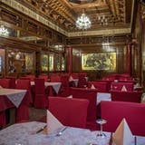 Geschlossene Restaurants: Die AWG fordert nun eine Öffnung in «kalkulierbaren Schritten.» (Bild: Pius Amrein (Luzern, 21. März 2020))