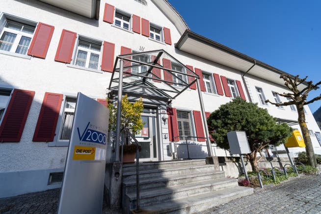 Im Rekinger Standort der Verwaltung2000 ist auch die Postagentur untergebracht.