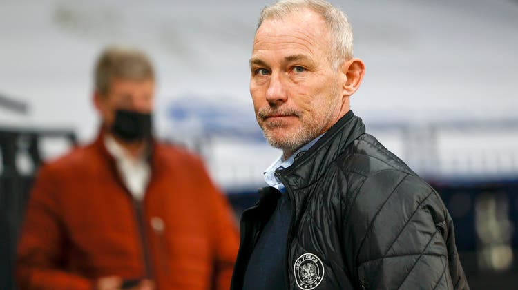 Muss Ende Saison gehen: Langnau-Trainer Rikard Franzén. (Bild: Freshfocus (19. Februar 2021))