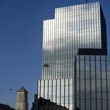 Rathaus Stadt St.Gallen: So glänzend wie die Glasfassade, so glänzend sind die Finanzzahlen für das Jahr 2020. (Bild: Michel Canonica)