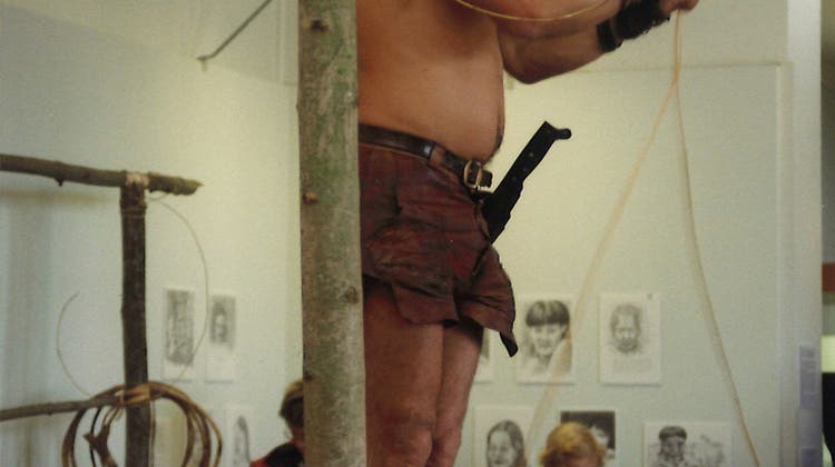 Mit dem naturhistorischen Museum in Basel eng verbunden: Bruno Manser bei einer Ausstellung  in Basel 1998. (zvg)