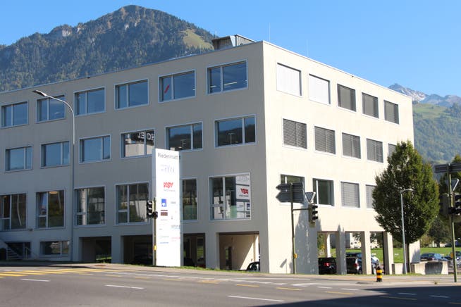 Der Hauptsitz der Raiffeisenbank Nidwalden in Stans.