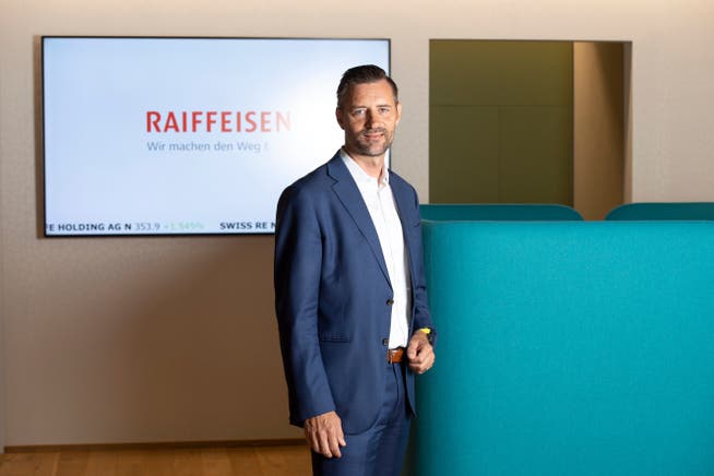 Stefan Schenkel ist Vorsitzender der Bankleitung Raiffeisen Aarau-Lenzburg.