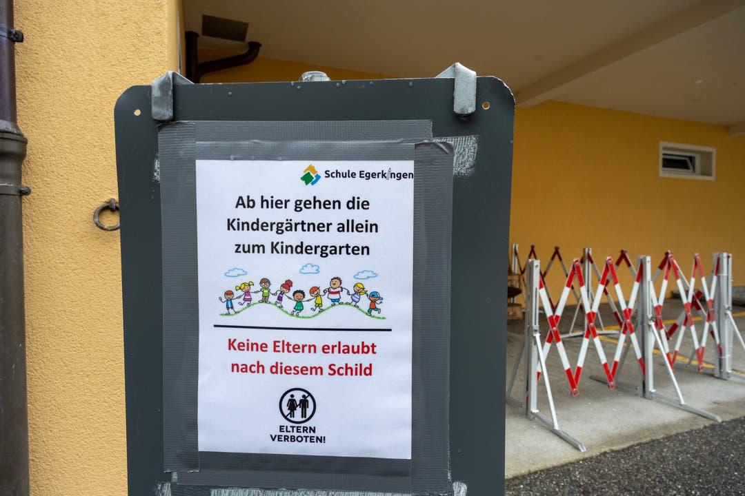 12. Dezember: Infolge Corona wird der Schulbetrieb in Egerkingen eingestellt. Kurz vor Weihnachten noch in anderen Schulen. 
