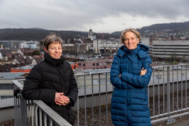 Muriel Pestalozzi und Catherine Stocker machen sich stark für die Frauen. Mit ihrer Plattform dietikerin.net wollen sie den Frauen in der Dietiker Politik mehr Gehör verschaffen. 
