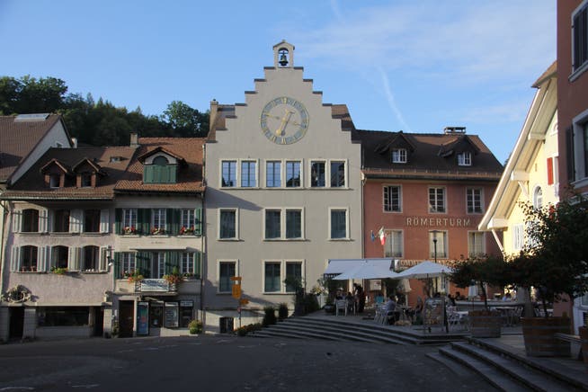 In der Brugger Altstadt gibt es «zeitnahe Bewilligungen» für die Vergrösserung der Aussenflächen von Restaurants.