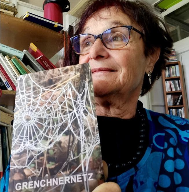 Autorin Iris Minder und ihr neues Buch