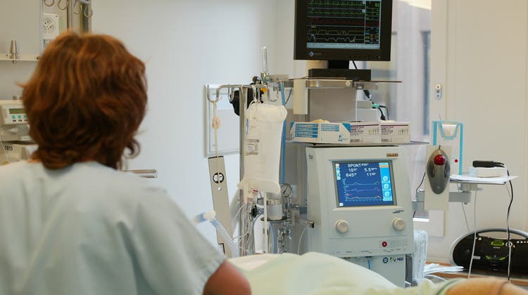 Im Aargau werden die Plätze auf  der Intensivstation knapp – aber nicht nur wegen Corona-Patienten