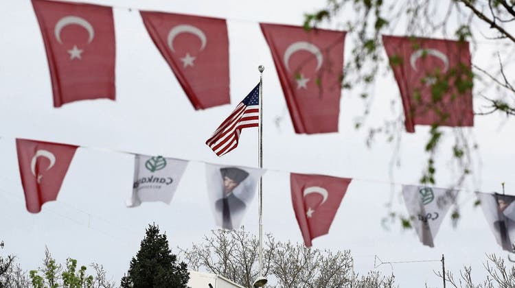 Heftige Reaktionen auf Joe Bidens Völkermord-Anerkennung: Türkische Nationalisten fordern Vergeltung